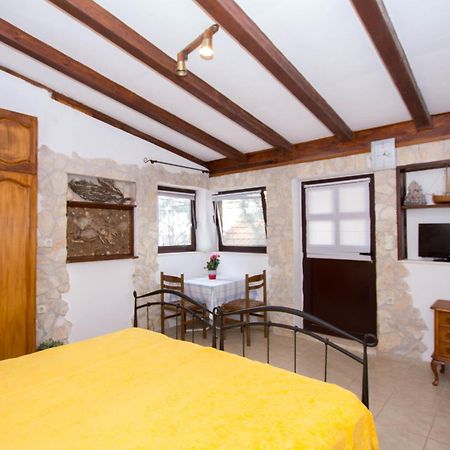 Apartments Marina Trogir Zimmer foto