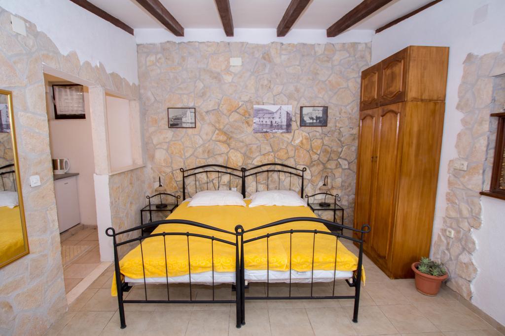 Apartments Marina Trogir Zimmer foto